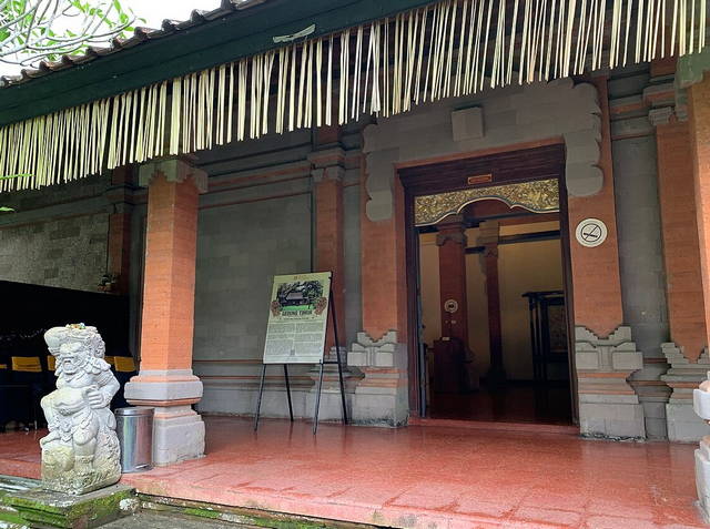 lukisan museum