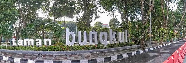 taman bungkul surabaya